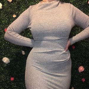 Comfy long sleeve dress.